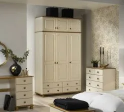 Kosmetiikkapöytä Steens Richmond 375, Kermainen/ruskea -NORE Kalusteet Myymälä kosmetiikkapoyta steens richmond 375 kermainenruskea 08a18 netistai reference