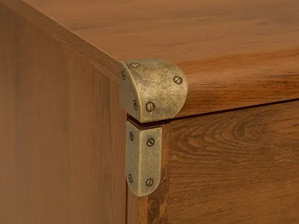 Black Red White Kotelo Indiana Jkom2D, Ruskea 4 Black Red White Kotelo Indiana Jkom2D, Ruskea - Image 4